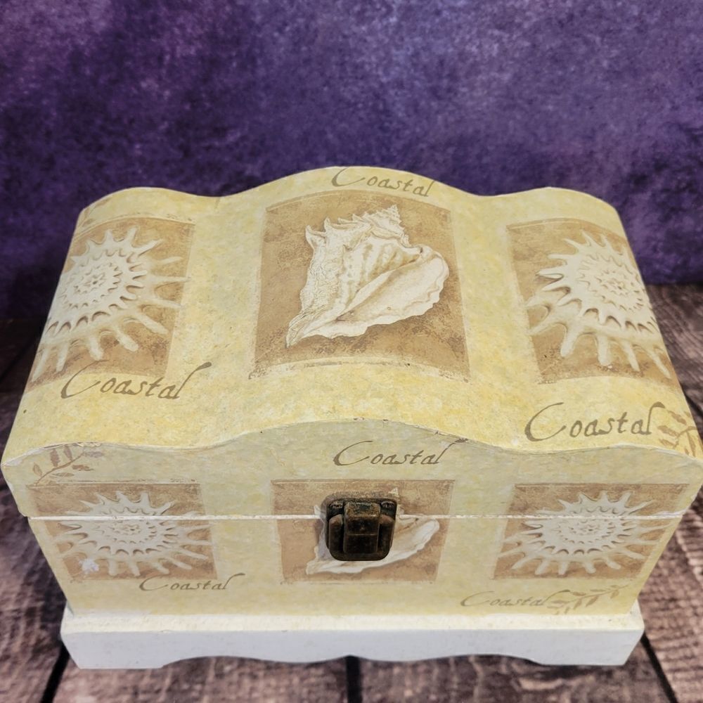 Chest/Keepsake Box 